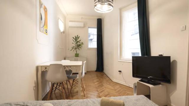 Stan, Garsonjera, Prodaja, 26m2, Hilandarska