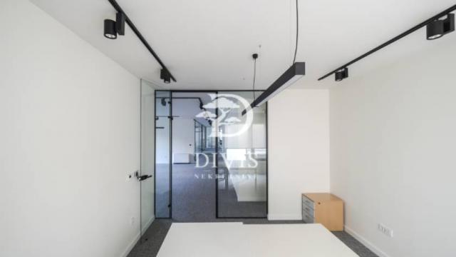 Poslovni prostor, Petosoban i veći, Izdavanje, 268m2, Sime Lozanića