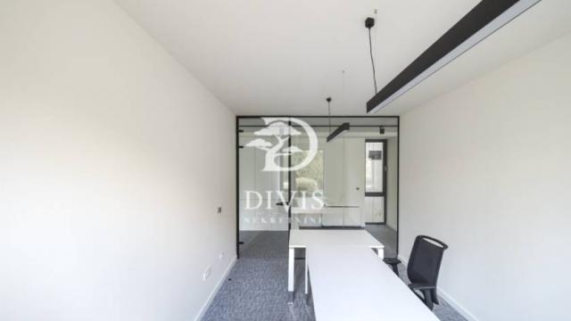 Poslovni prostor, Petosoban i veći, Izdavanje, 268m2, Sime Lozanića