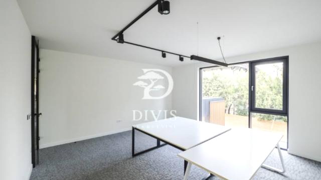 Poslovni prostor, Petosoban i veći, Izdavanje, 268m2, Sime Lozanića