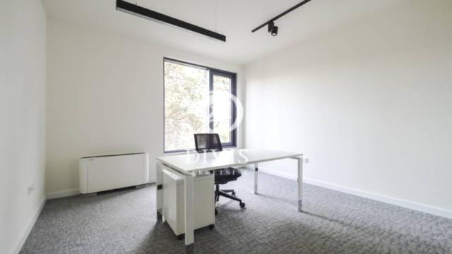 Poslovni prostor, Petosoban i veći, Izdavanje, 268m2, Sime Lozanića