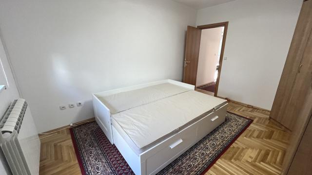 Stan, Dvosoban, Izdavanje, 56m2, Podujevska