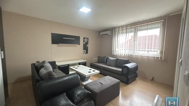 Stan, Dvosoban, Izdavanje, 52m2, Centar, Gradska lokacija, Ćuprija