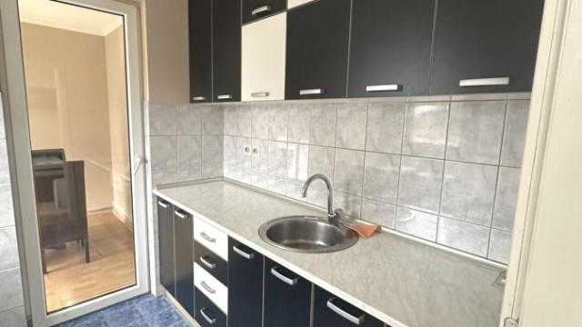 Stan, Dvosoban, Izdavanje, 52m2, Centar, Gradska lokacija, Ćuprija