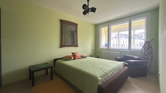 Stan, Trosoban, Izdavanje, 72m2, Durmitorska