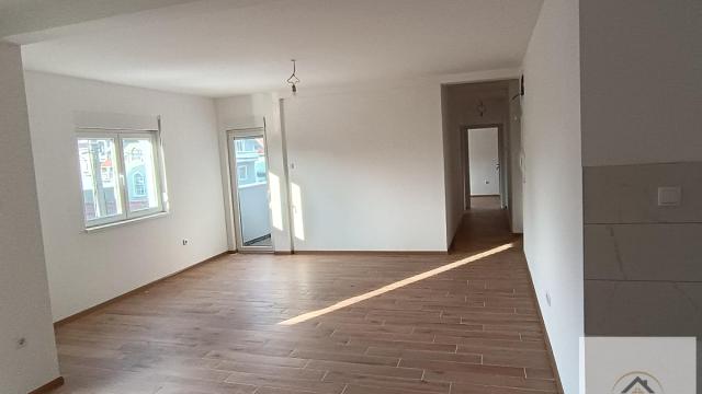 Stan, Trosoban, Prodaja, 61m2, Veternik, Novi Sad, Novi Sad