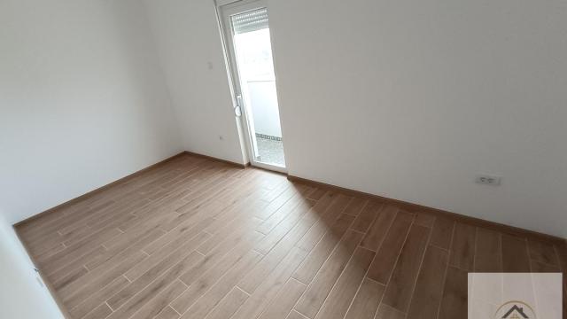 Stan, Trosoban, Prodaja, 61m2, Veternik, Novi Sad, Novi Sad