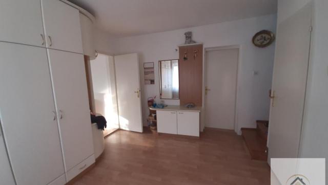 Kuća, Petosoban, Prodaja, 220m2, Sremska Kamenica, Petrovaradin, Novi Sad
