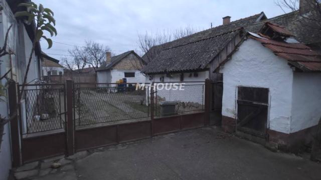 Kuća, četvorosoban, Prodaja, 194m2, Stapar, Okolno mesto, Sombor