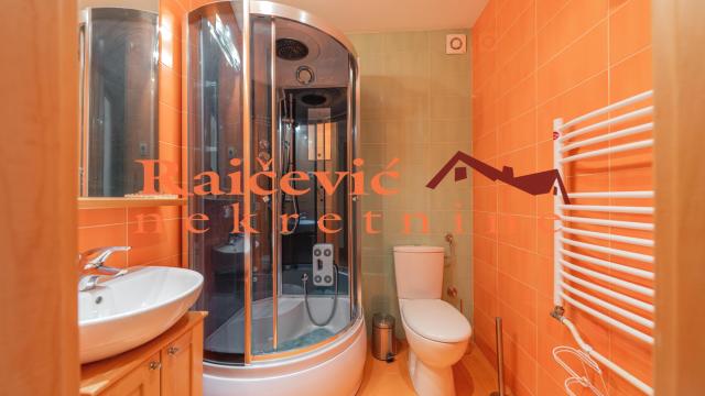 Stan, Trosoban, Prodaja, 106m2, Blok 67 (Belvil), Novi Beograd, Bulevar crvene armije