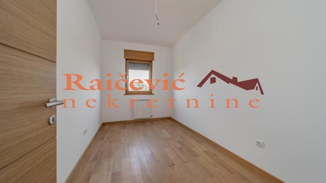 Stan, četvorosoban, Prodaja, 82m2, Trošarina, Voždovac, Milisava Djurovica