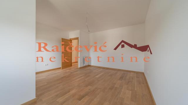 Stan, četvorosoban, Prodaja, 82m2, Trošarina, Voždovac, Milisava Djurovica