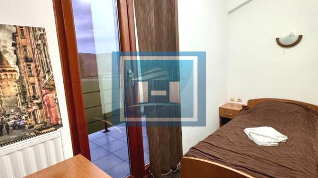 Poslovni prostor, Prodaja, 1560m2, Centar, Gradska lokacija, Despotovac