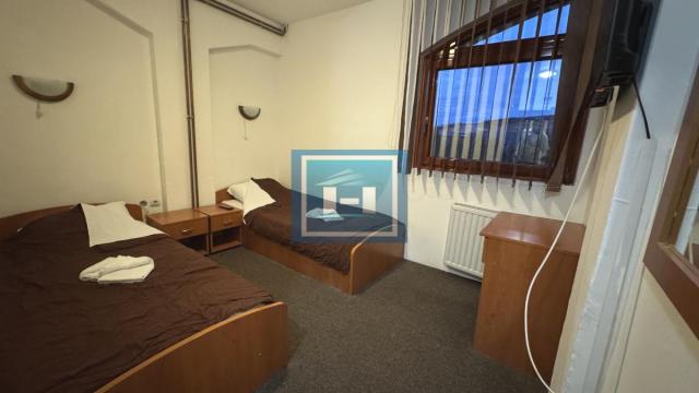 Poslovni prostor, Prodaja, 1560m2, Centar, Gradska lokacija, Despotovac