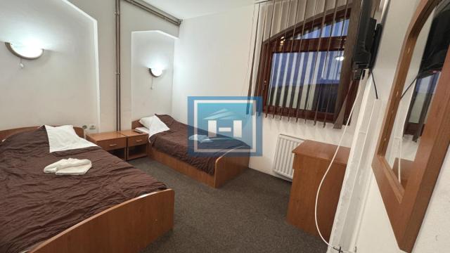 Poslovni prostor, Prodaja, 1560m2, Centar, Gradska lokacija, Despotovac