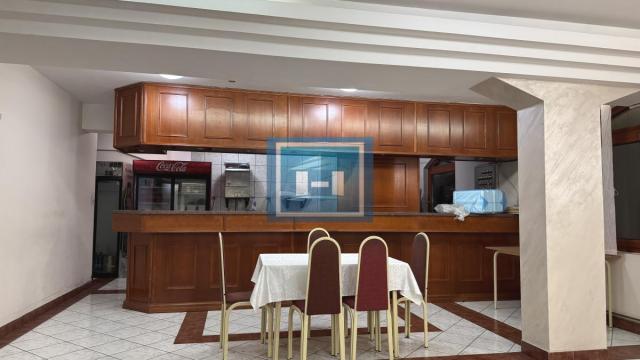 Poslovni prostor, Prodaja, 1560m2, Centar, Gradska lokacija, Despotovac