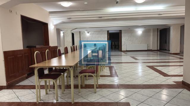 Poslovni prostor, Prodaja, 1560m2, Centar, Gradska lokacija, Despotovac