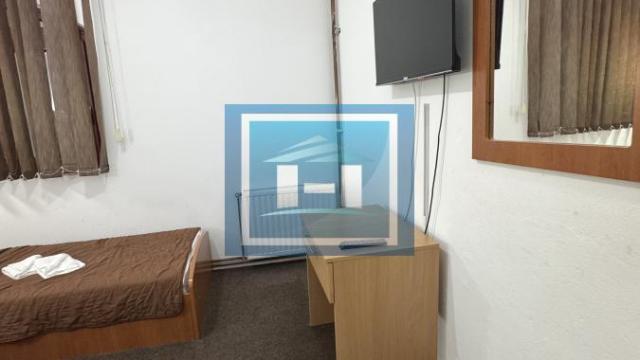 Poslovni prostor, Prodaja, 1560m2, Centar, Gradska lokacija, Despotovac