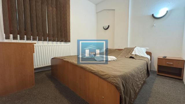 Poslovni prostor, Prodaja, 1560m2, Centar, Gradska lokacija, Despotovac