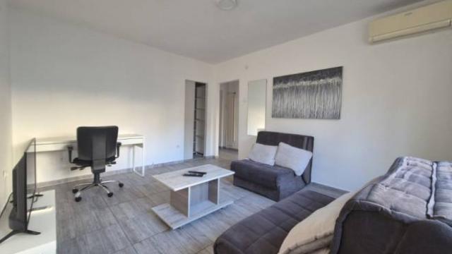 Stan, Jednosoban, Izdavanje, 29m2, Maršala Birjuzova