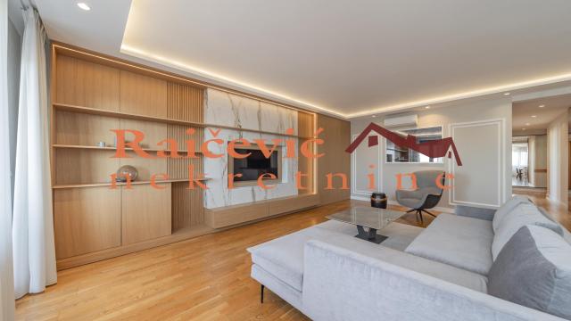 Stan, četvorosoban, Izdavanje, 98m2, Crveni krst, Vračar, Gajeva