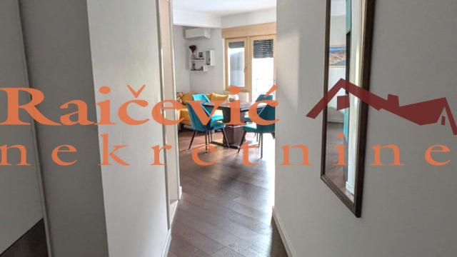 Stan, Dvosoban, Prodaja, 49m2, Hram svetog Save, Vračar, Nebojsina