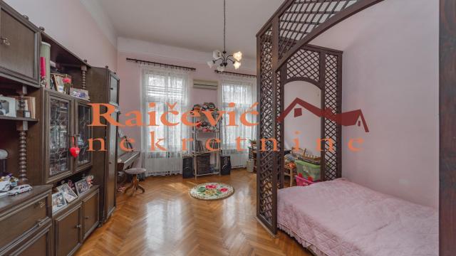 Stan, Prodaja, 214m2, Centar, Zemun, Gospodska