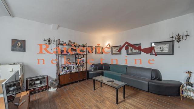 Stan, Prodaja, 214m2, Centar, Zemun, Gospodska