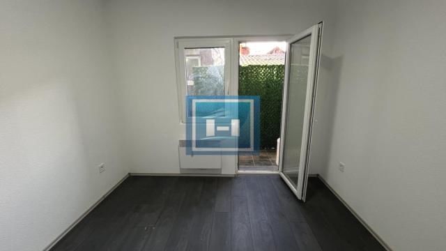 Stan, Dvosoban, Prodaja, 39m2, Centar, Gradska lokacija, Jagodina