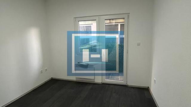 Stan, Dvosoban, Prodaja, 39m2, Centar, Gradska lokacija, Jagodina