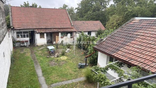 Kuća, četvorosoban, Prodaja, 214m2, Centar, Gradska lokacija, Sombor