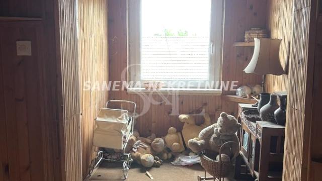 Kuća, četvorosoban, Prodaja, 214m2, Centar, Gradska lokacija, Sombor