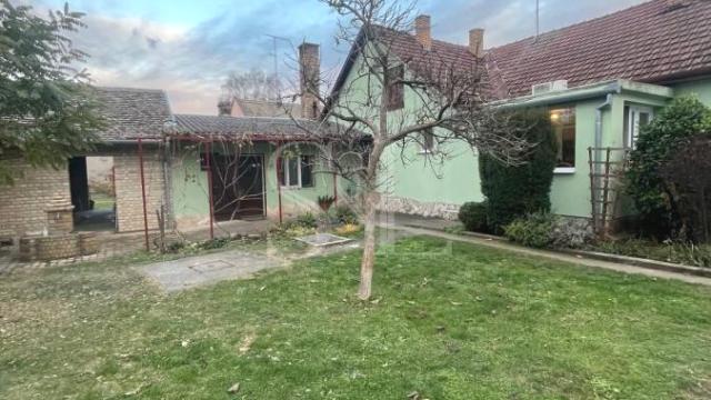 Kuća, Prodaja, 139m2, Mlake, Gradska lokacija, Sombor