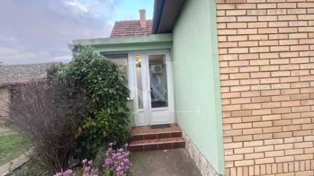 Kuća, Prodaja, 139m2, Mlake, Gradska lokacija, Sombor