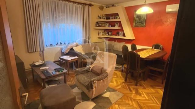 Kuća, Prodaja, 139m2, Mlake, Gradska lokacija, Sombor