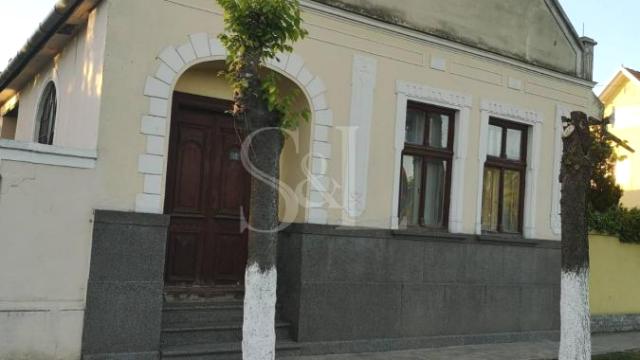 Kuća, Trosoban, Prodaja, 217m2, Čonoplja, Okolno mesto, Sombor