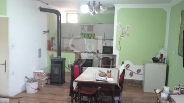 Kuća, Trosoban, Prodaja, 102m2, Stanišić, Okolno mesto, Sombor