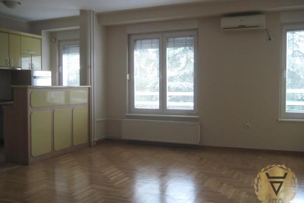 izdavanje, stanova,
cvetkova-pijaca-zvezdara-beograd, 1005734, trosoban-vojislava-ilica