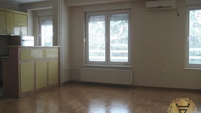 Stan, Trosoban, Izdavanje, 80m2, Cvetkova pijaca, Zvezdara, Vojislava Ilića