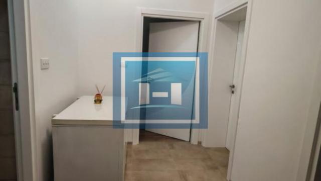 Stan, Trosoban, Prodaja, 70m2, Paraćin