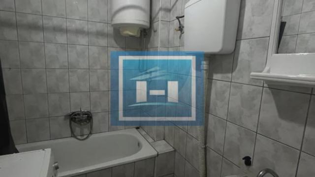 Stan, Jednosoban, Izdavanje, 42m2, Kajsijar, Gradska lokacija, Jagodina