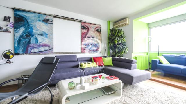 Stan, Trosoban, Prodaja, 80m2, Bulevar Maršala Tolbuhina