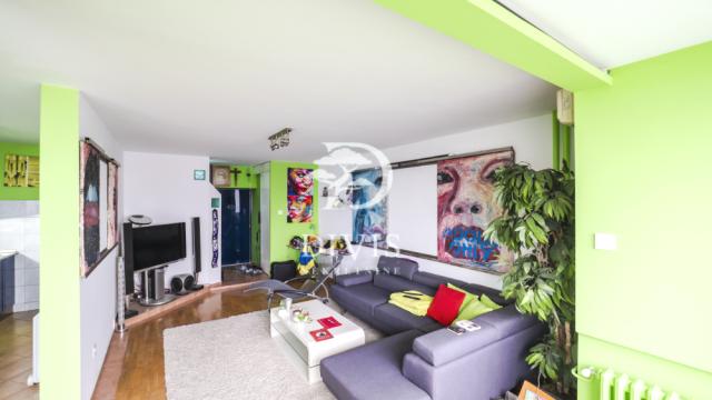 Stan, Trosoban, Prodaja, 80m2, Bulevar Maršala Tolbuhina