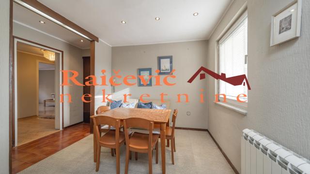 Stan, Trosoban, Prodaja, 72m2, Zeleni venac, Stari grad, Jug Bogdanova