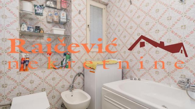 Stan, Trosoban, Prodaja, 72m2, Zeleni venac, Stari grad, Jug Bogdanova