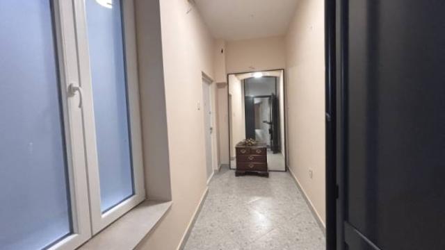 Poslovni prostor, Petosoban i veći, Izdavanje, 115m2, Karađorđeva