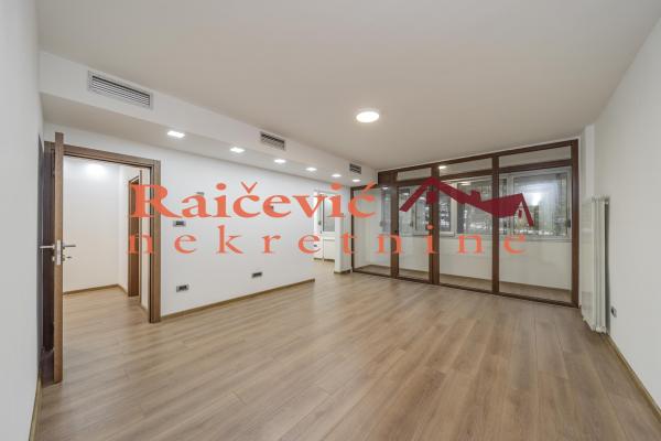 prodaja, stanova,
filmski-grad-cukarica-beograd, 987474, dvoiposoban-ratka-mitrovica