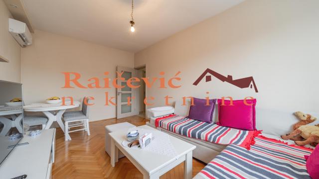 Stan, Dvoiposoban, Prodaja, 57m2, Karaburma, Palilula, Mirijevski bulevar