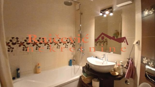 Stan, Trosoban, Prodaja, 62m2, Retenzija, Zemun, Klare Cetkin