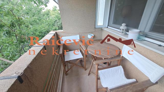 Stan, Trosoban, Prodaja, 62m2, Retenzija, Zemun, Klare Cetkin